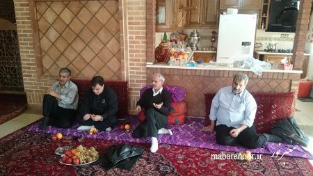 جلسه هفتگی مجمع در اردوگاه شهدای تخریب ( باغ حاج عباس عبادی )